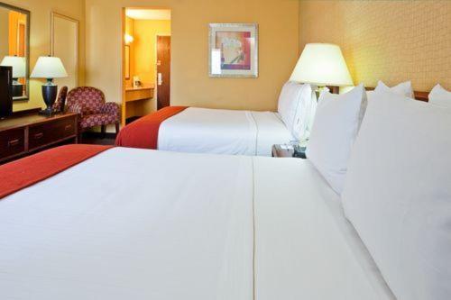 Holiday Inn Express Hotel Fort Campbell-Oak Grove By Ihg Camera foto