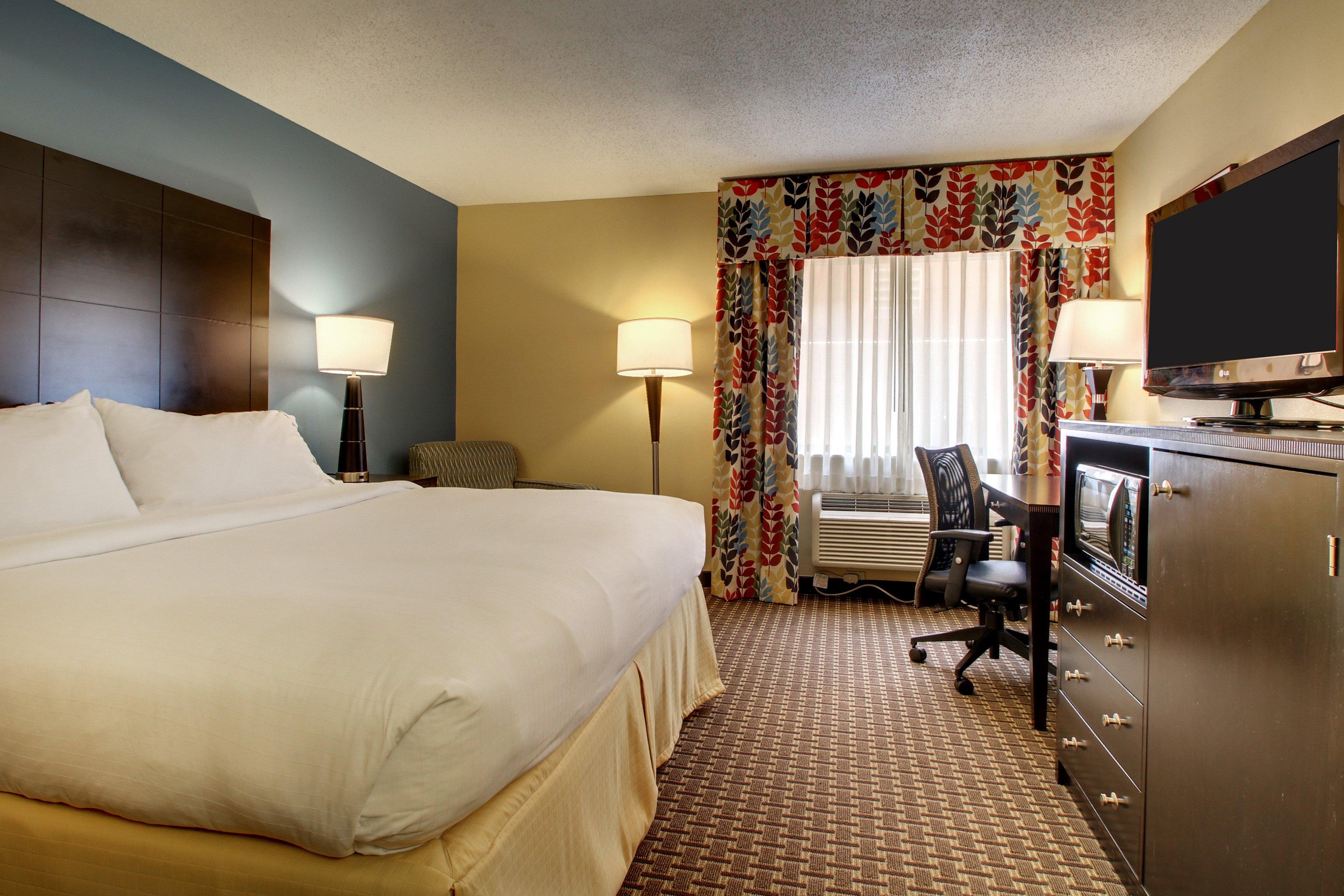 Holiday Inn Express Hotel Fort Campbell-Oak Grove By Ihg Esterno foto