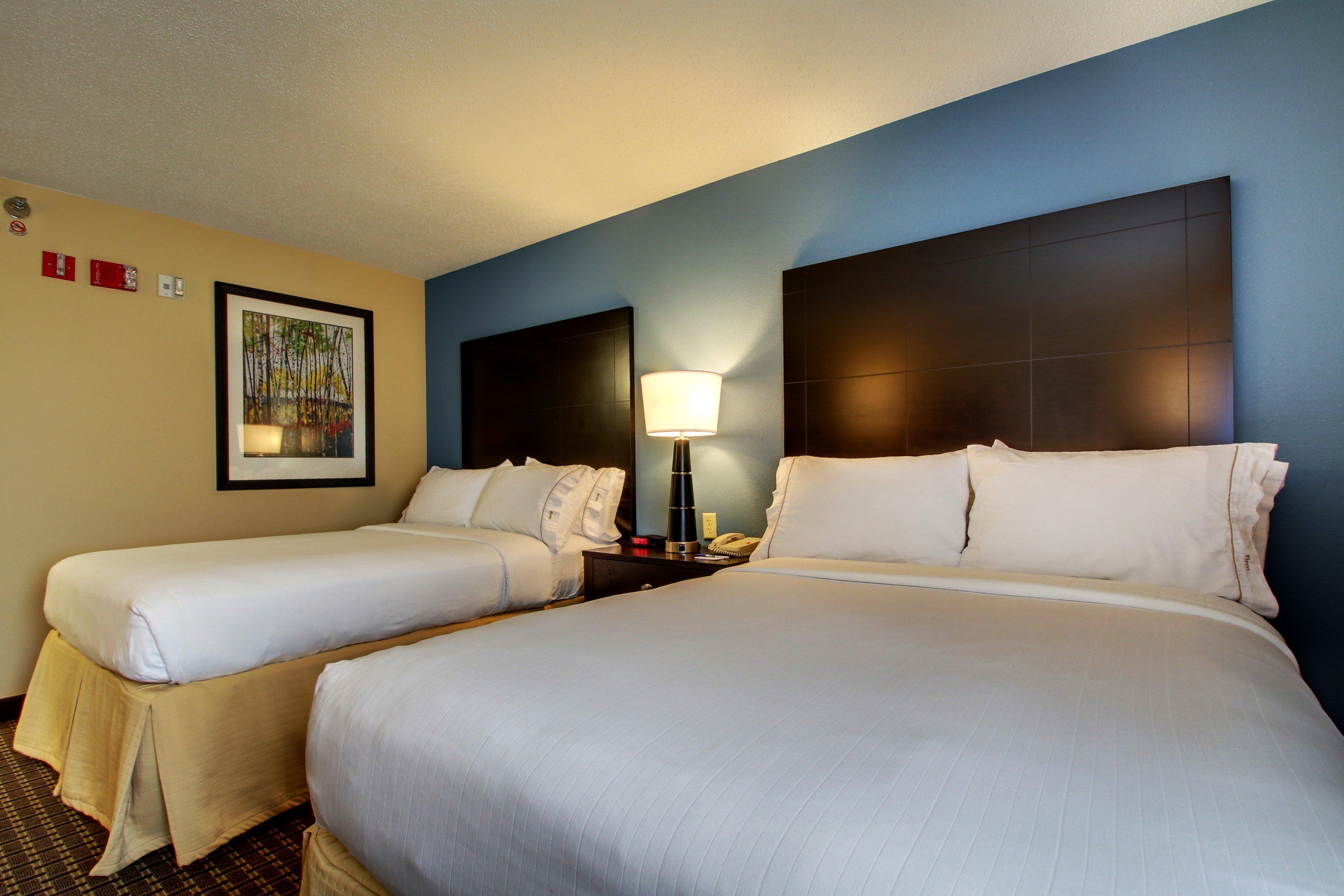Holiday Inn Express Hotel Fort Campbell-Oak Grove By Ihg Esterno foto