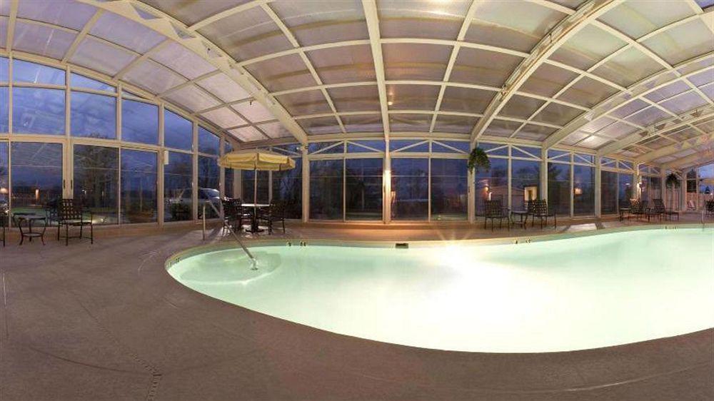 Holiday Inn Express Hotel Fort Campbell-Oak Grove By Ihg Esterno foto